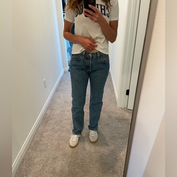 Reposhing Levi's 501 Button Fly Straight Leg Jeans* Size 29x30 * Blue * EUC - Picture 8 of 10